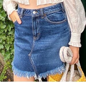 NWOT Free People‎ raw fringe hem mini skirt Women’s Sz 26 medium Wash Blue Boho